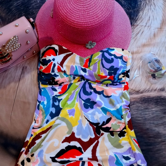 NWT Anne Cole vibrant multi-color swimsuit top - Picture 2 of 6